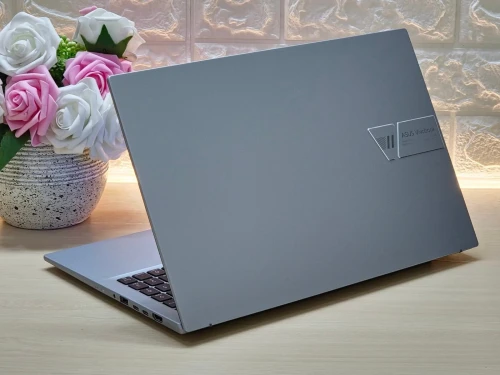 ASUS VIVOBOOK S15/I5-13500H/16GB DDR5/512GB SSD/INTEL ARC A350M/INTEL IRIS XE/15.6  2K OLED -120Hz