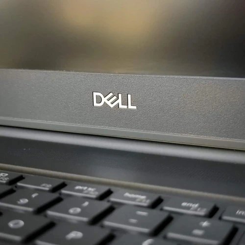 DELL PRECISION 7760 STATION TRAVAIL/XEON W-11955M/ RAM 32GB/1TB SSD/NVIDIA RTXA5000 16GB/ECRAN 17.3 