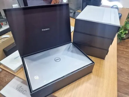 DELL XPS 15 9530/intel I9-13900H/64GB DDR5/512GB/NVIDIA GEFORCE RTX 4060 8GB/15.6 4k OLED TACTILE