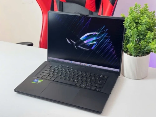 ASUS ZEPHYRUS M16 GU604V/INTEL I7-13700H/ RAM 16GB DDR5/DISK 512 GB  SSD/RTX 4050 06Gb/16.1 POUCE IPS 2.5k 240HZ