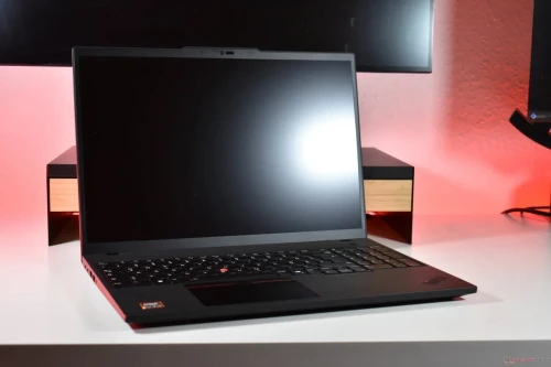 LENOVO THINKPAD P16S GEN 4/AMD RYZEN 9 AI PRO 370W/ 64GB LPDDR5x-7467/DISK 1TB  M.2/ECRAN 16.1  FHD+   300nits