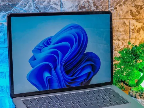MICROSOFT SURFACE LAPTOP STUDIO 2 2024 /I7-13700H 5GHZ/RAM 64GB/1024GB SSD/RTX 4060 6GB TACTILE