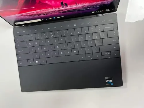 DELL XPS 13 PLUS  9320 12th 2023/I5-1240P/RAM 8GB DR5/DISK 5112GB SSD