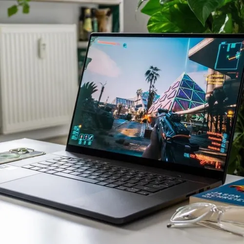 ASUS ROG ZEPHRYS G16/ULTRA 9-185H/RAM 32GB DDR5/DISK 2TB ssd/RTX 4090 16GB/16 POUCE OLED 2.5K 240HZ 