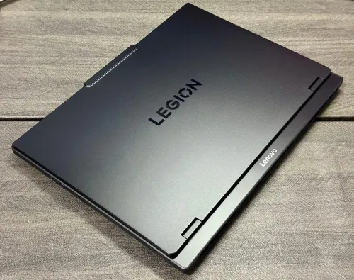 LENOVO LEGION PRO 5 GEN 10/RYZEN AI 7 360/16GO DDR5/1TB SSD/15.1 POUCE OLED 2.5K 240HZ/RTX 5070 08GB