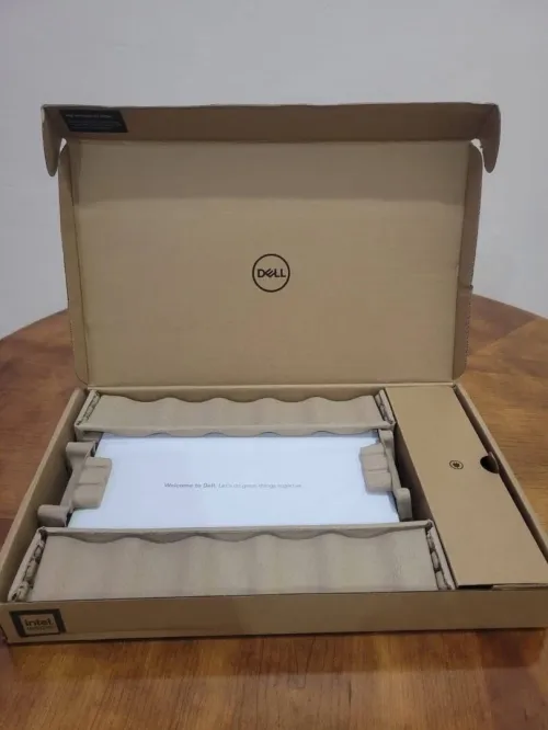  DELL INSPIRON 16 PLUS/ I7-13620H/RAM 16 G0 /DISK 512/16.1 pouce 2.5k/Intel AI Boost  