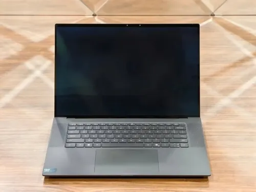 DELL PRECISION 5680 STATION DE TRAVAIL/I7-13700H 5GHZ/RAM 32GB/1TB SSSD/NVIDIA RTX 3500 ADA 12GB