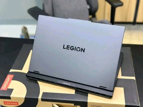 LENOVO LEGION PRO 5 GEN 10 2025 RYZEN 9-8945HX 32GO DDR5 1TB SSD RTX 5070 8GB 16.1POUCE 2.5K 240HZ