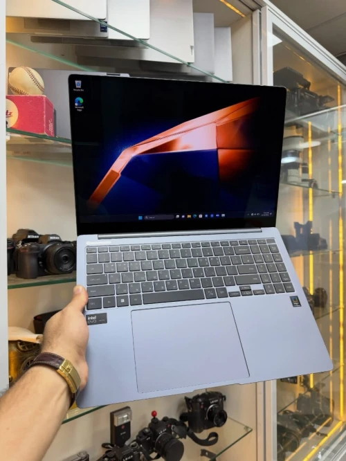 SAMSUNG GALAXY BOOK 4 PRO/ ULTRA 7-155H/16GB DDR5 7467MHZ/disk 512 SSD/intel ARC GRAPHIC 4GB
