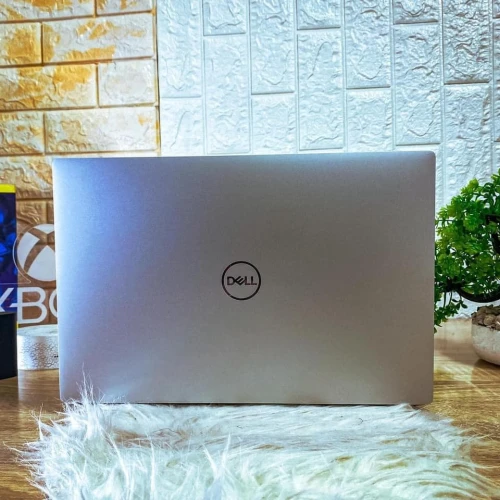 DELL XPS 13 PLUS  9320 13th 2023 /INTEL I7-1360P/ 16 gb ddr5 6400MHZ/ 512gb ssd/ 13.4 IPS 4K TACTILE