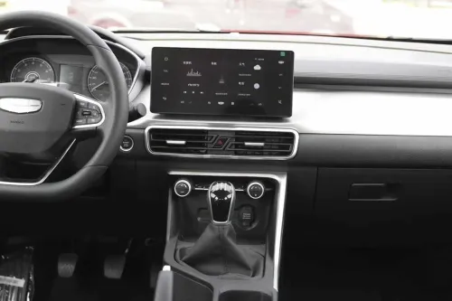 Geely Coolray 2026 