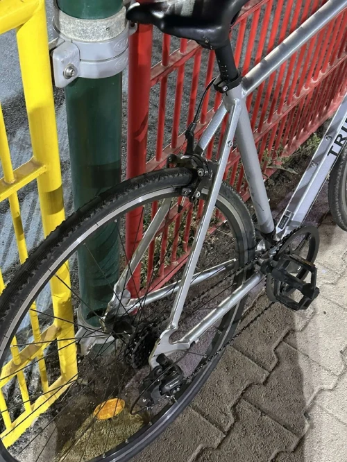 Vélo course triban RC 100