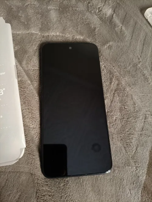 TCL TCL 60R 5g