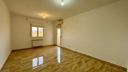 Location Appartement F4 Oran Sidi chami