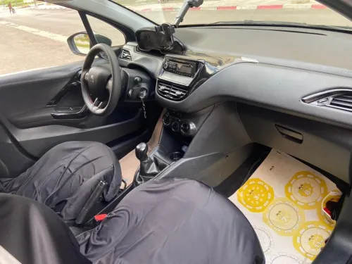 Peugeot 208 2014 Access