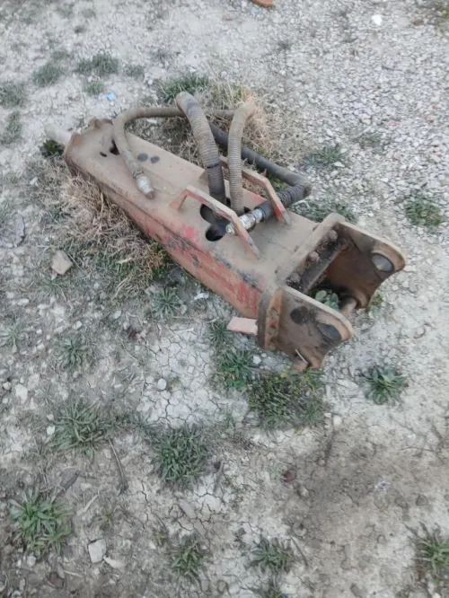 Marteau mini pelle jcb