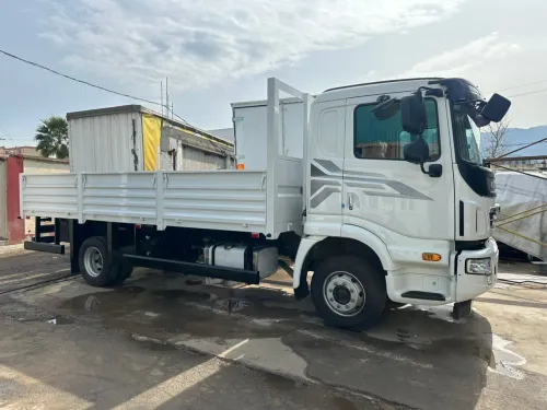 Fabrication des plateaux - Plateau ridelles sur DAEWOO - TIRSAM - ISUZU - JAC - JMC - RENAULT -