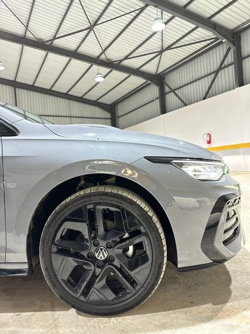 Volkswagen Golf 8 2025 R LINE 8.5 FULL SONO DATA SHOW SIEGE VENTILLE