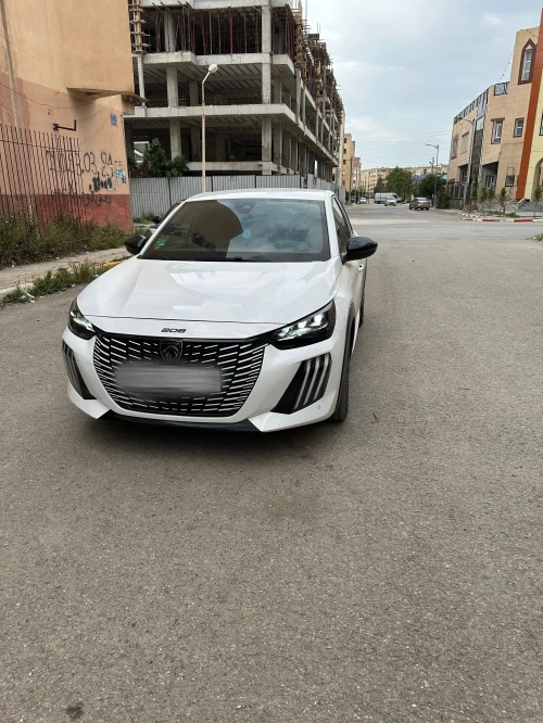 Peugeot 208 2024 GT