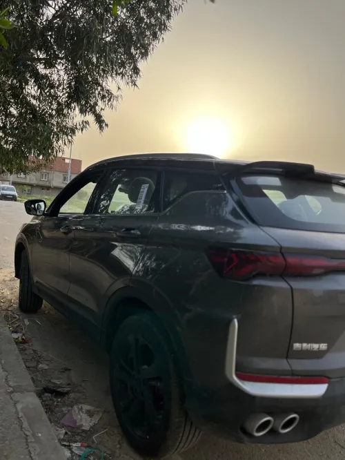 Geely Coolray 2025 