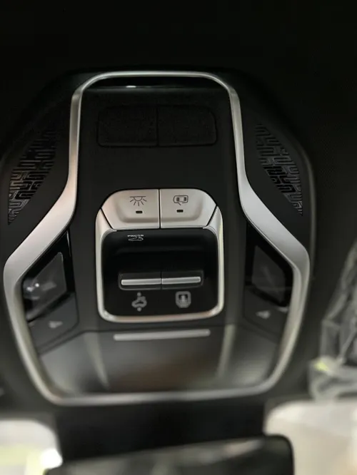 Geely Coolray 2025 