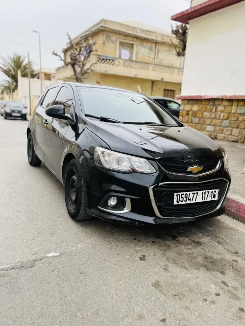 Chevrolet Sonic Hatchback 2017 LT