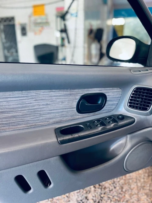 Renault Laguna 1 1997 Laguna 1
