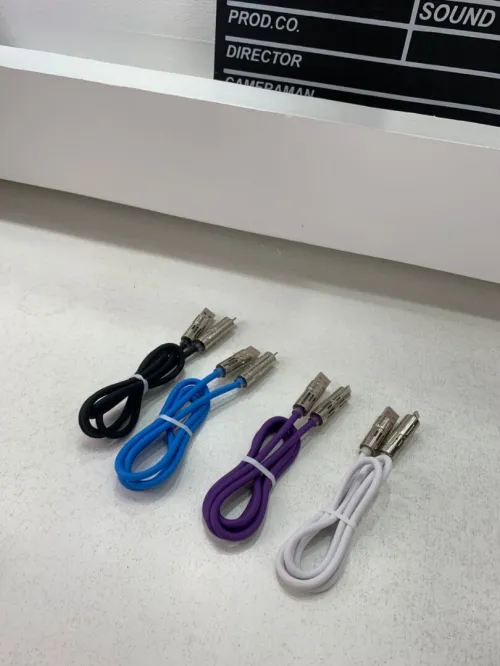 Câble de charge multifonction 4 en 1 240W  كابل شحن متعدد الرؤوس
