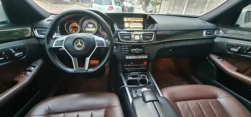 Mercedes Classe E 2015 AVANTGARDE Pack AMG