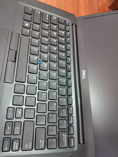 Dell Latitude 7490