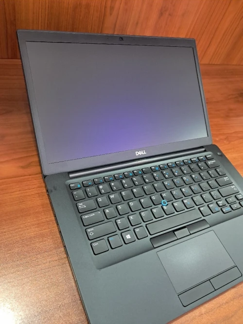 Dell Latitude 7490