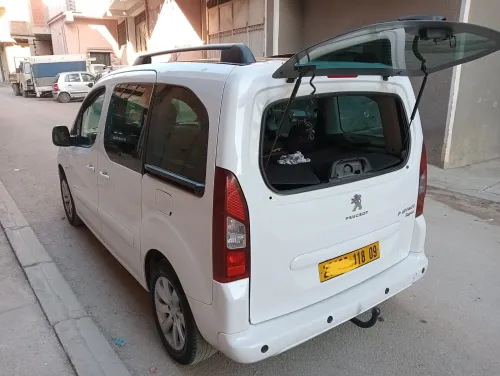 Peugeot Partner 2018 Tepee Allure 