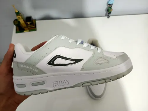 Fila teratach homme