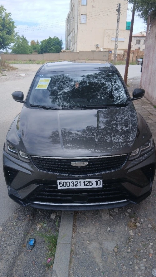 Geely Coolray 2025 