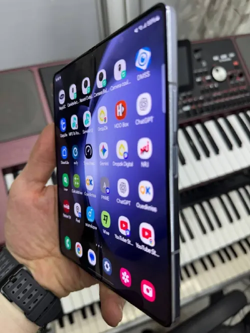 Samsung Z Fold 5