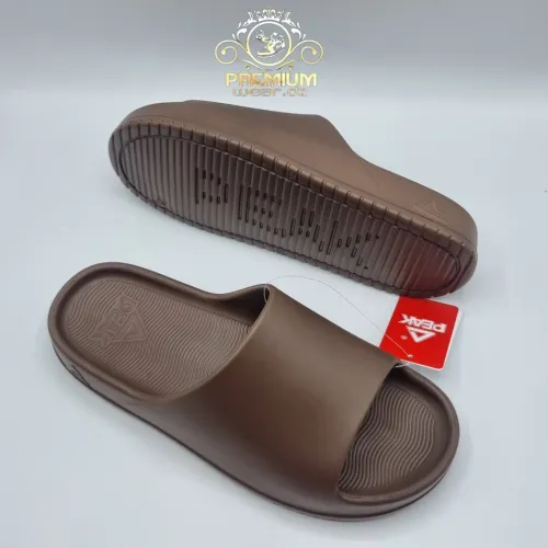 PEAK SLIPPERS