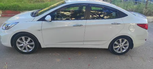 Hyundai Accent RB  4 portes 2018 GL DZ