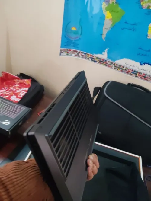 PC portable OMEN by HP 16