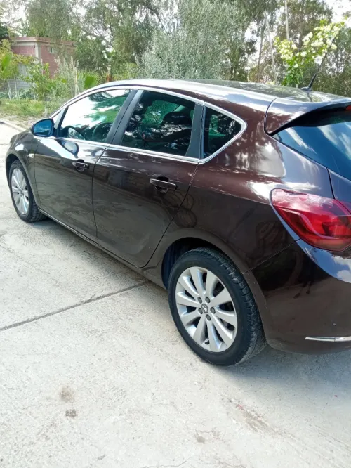 Opel Astra 2017 COSMO