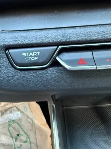 Livan X3 Pro  2025 Geely