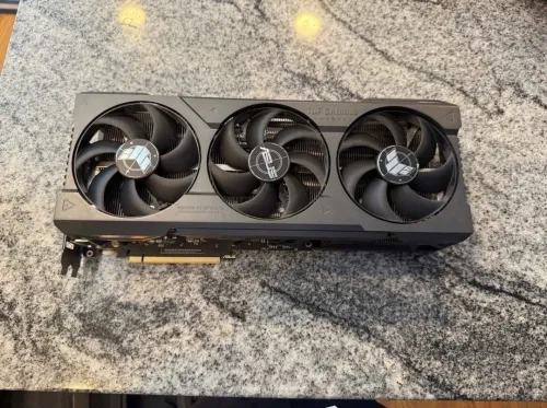 Carte graphique ASUS TUF Gaming GeForce RTX 4090 OC 24GB GDDR6X