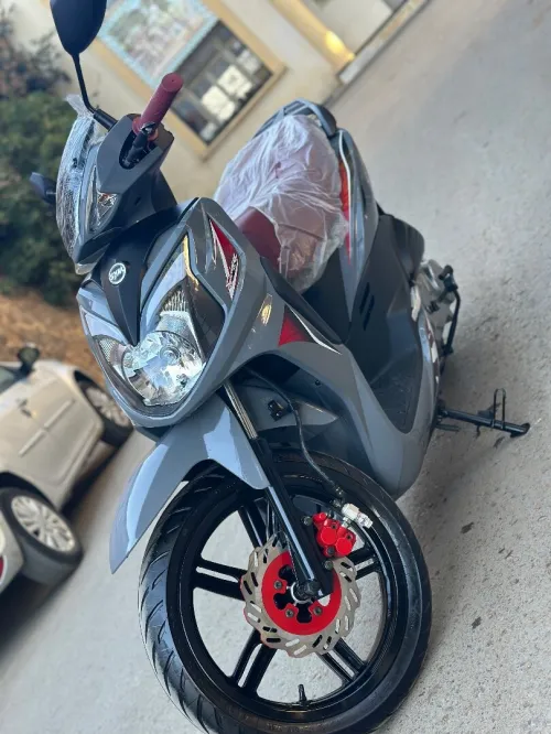 Sym Sr 2025