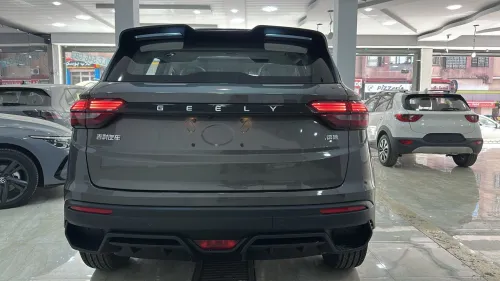 Geely Coolray 2025 