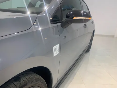 Volkswagen Golf 8.5 Gris Nardo Kit Noir 2025 R Line
