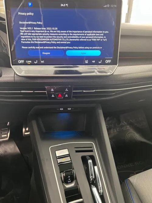 Volkswagen Golf 8 2025 R-Line