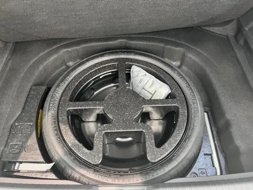 Volkswagen Golf 8 2025 R-Line