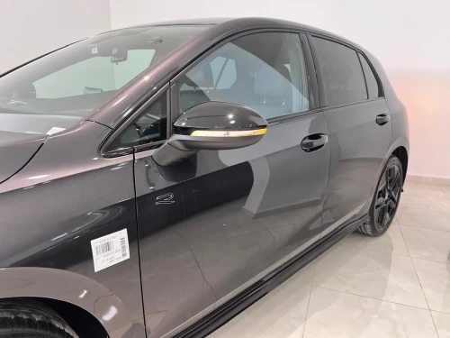 Volkswagen Golf 8 2025 R-Line
