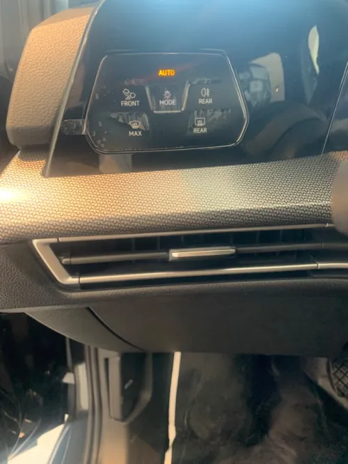 Volkswagen Golf 8.5 Gris Nardo Kit Noir 2025 R Line