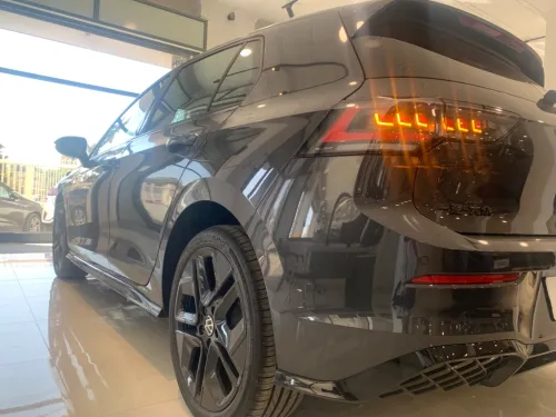 Volkswagen Golf 8.5 Noir Kit Noir 2025 R Line