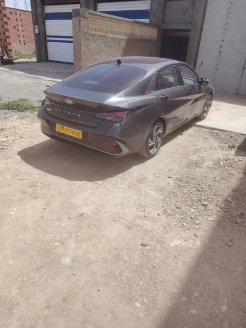 Hyundai Elantra 2025 Gls